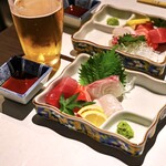 魚と煮込みとわら焼きと ととと - 