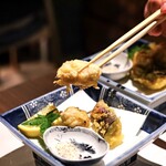 魚と煮込みとわら焼きと ととと - 