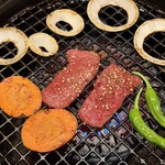 飛騨牛焼肉 牛ざんまい - 