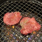 飛騨牛焼肉 牛ざんまい - 