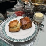 Tiffany Blue Box Café - 