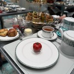 Tiffany Blue Box Café - 