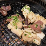 飛騨牛焼肉 牛ざんまい - 