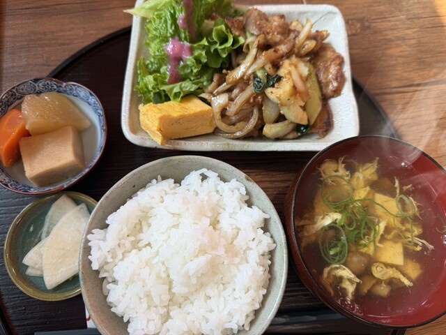 ごはんや月家 - 前潟（食堂）の写真