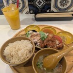 シンガポール 海南鶏飯 - 