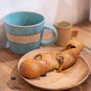 ベーカリー&ダイニング 603_1