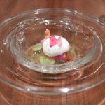 ラ クープ ドール - シャインマスカットとエルダーフラワーのジュレ ピオーネのソルベとヨーグルトのエスプーマ '14 11月中旬