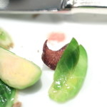 ラ クープ ドール - 芽キャベツと、紫芋のチップスらしきもの '14 11月中旬