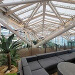 MAISON CLASSIC SALON - テラスから駅構内見えるけど、構内の音声もそのまま聞こえる