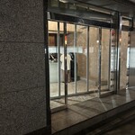 SUBA VS - 外から見ると一瞬素通りしてしまいそうな外観