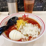 蒙古タンメン中本 - 濃厚鶏北極3倍、ゆで卵、玉ねぎ。

限定開始から既に後半。50食。きっと残っていると思いながら22時頃到着。
やっぱりあった(๑˃̵ᴗ˂̵)❤️
過去に食べた事があるような、ないような濃厚鶏北極を注文♪