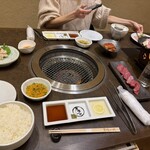 飛騨牛一頭家 馬喰一代 長良本家 - 