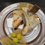 神田錦町 鮨たか晴 - 縞鯵（カマ焼き）・銀杏
