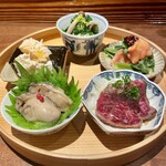 酒と肴 ててて - 惚れ惚れする景色　赤貝に和牛ぜいたくです