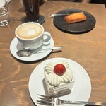 エミリー・フローゲ - 