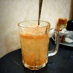 焼肉 済州 - 生絞りのグレープフルーツハイ（500円）はルビー丸ごと1個使用