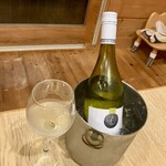 釜めし えび三 - 白ワインボトル2,800円