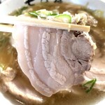 しょうがラーメン 七の庫 - 肉厚！トロとろチャーシューは食べごたえありです♪