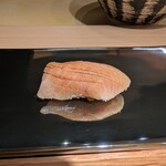 奥 - 