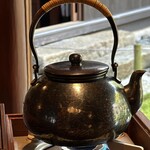 茶館きっかわ 嘉門亭 - 鉄瓶で沸かして