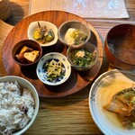 月灯りの屋根 第2章 - 