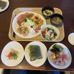 サーフサイドカフェ - 全貌