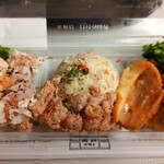 千駄木 腰塚 - 料理写真:おつまみプレート コンビーフはさすが!だが、これらひとりで新幹線で食べ切るのはちょっと塩分多いかなあ