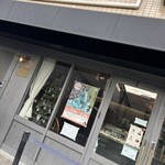 feuquiage - 外観　ゲゲゲ忌のポスター掲載