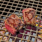 六本木 大皿焼肉 老中 - 名物 近江彦根和牛京味噌漬け