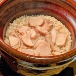 六本木 大皿焼肉 老中 - 旬食材の黒楽土鍋ご飯