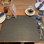 レストラン ルパン - テーブル