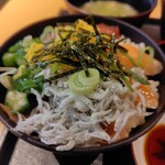 天然温泉吉野　桜の湯 御宿野乃 - 海鮮丼アップ