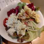 天然温泉吉野　桜の湯 御宿野乃 - サラダを添えて