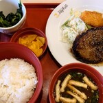 ジョイフル - 料理写真:日替わりランチ和膳セット 土曜日(ハンバーグ&白身魚フライ) 610円