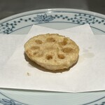 天ぷら新宿つな八 - 蓮根