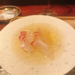 イタリア料理 今井 - 真鯛と昆布出汁、オリーブオイルと醤油