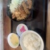 肉食堂 最後にカツ。