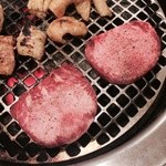 焼肉ハウスいちばんKAN - ホルモンとタン