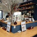 TRAMONTO MARE HAYAMA - 居心地の良い店内