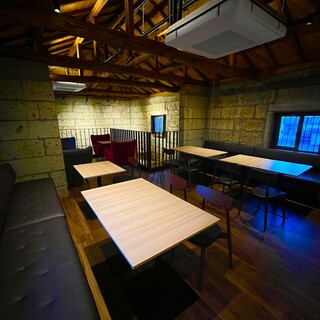 石蔵が醸し出す唯一無二の雰囲気