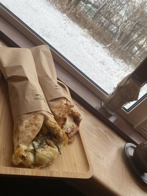 ピーカン ロールピザ （Pi-kan rollpizza.） - ニセコ/カフェ | 食べログ