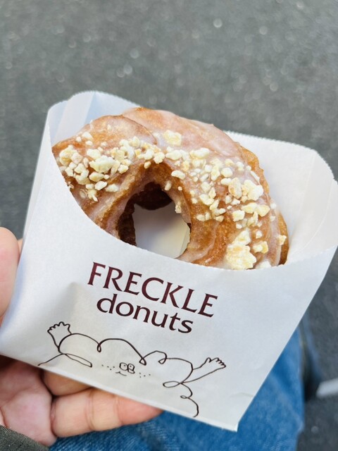まるちゃん ドーナツshop FRECKLE donuts （フレクルドーナツ） - 代々木公園/ドーナツ | 食べログ