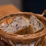 満天kitchen - ４）日替わりのパン