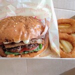 Both Rich - ベーコンバーガーオニポテセット　肉＆バンス美味しい