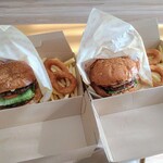 Both Rich - ハンバーガーオニポテセット　と　ベーコンバーガーオニポテセット