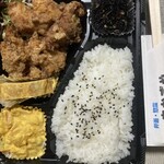 おかずや - 料理写真:からあげ定食　¥600