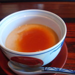 萩王 - 湯葉とホタテの蒸し物、人参ソース