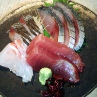 古今 本店 - しめサバ　さわら　本マグロ　鯛のお造り