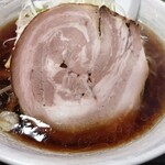 突撃ラーメン - 焼豚はラージラウンド