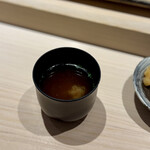 鮨 西崎 - 毎度、この味噌汁もたまらなく美味♪